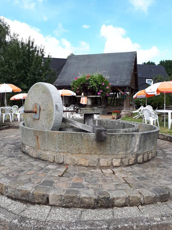 Vvf Normandie Forges-Les-Eaux Bagian luar foto